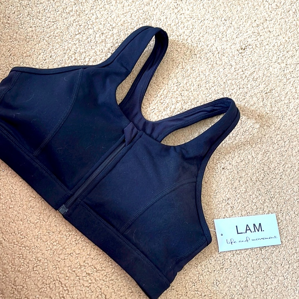 Zip up sports bra